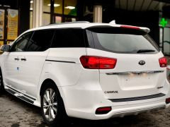 Сүрөт унаа Kia Carnival