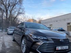 Фото авто Toyota Avalon