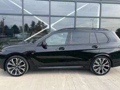 Photo of the vehicle BMW X7