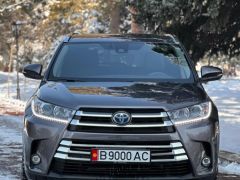 Фото авто Toyota Highlander