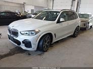 Photo of the vehicle BMW X5