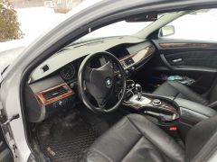 Photo of the vehicle BMW 5 Series