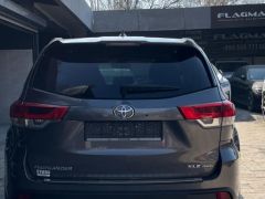 Сүрөт унаа Toyota Highlander