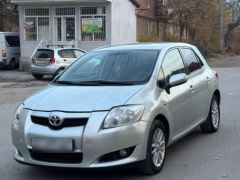 Фото авто Toyota Auris