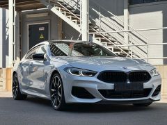 Сүрөт унаа BMW 8 серия