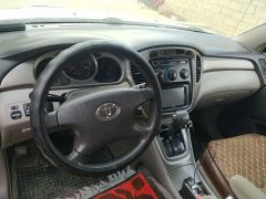 Сүрөт унаа Toyota Highlander