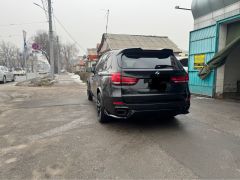 Photo of the vehicle BMW X5