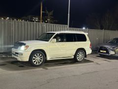 Photo of the vehicle Lexus LX