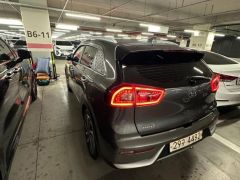 Photo of the vehicle Kia Niro