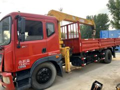 Photo of the vehicle Dongfeng EQ 1110