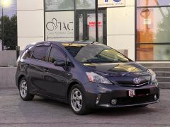 Сүрөт унаа Toyota Prius v (+)