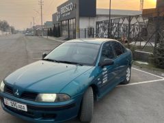 Сүрөт унаа Mitsubishi Carisma