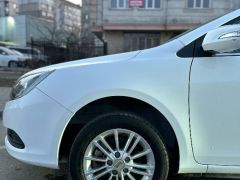 Сүрөт унаа BYD E5