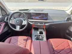 Photo of the vehicle BMW X5