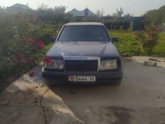 Сүрөт унаа Mercedes-Benz W124