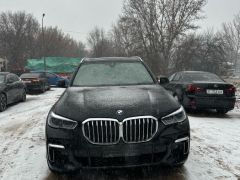 Photo of the vehicle BMW X5