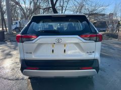 Сүрөт унаа Toyota RAV4