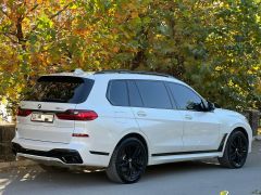 Фото авто BMW X7