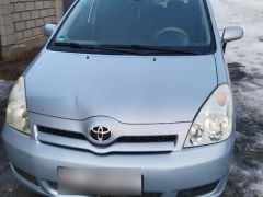 Фото авто Toyota Corolla Verso