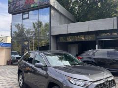 Сүрөт унаа Toyota RAV4