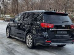 Фото авто Kia Carnival