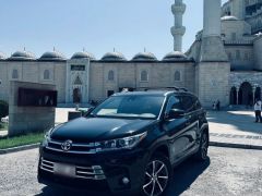 Сүрөт унаа Toyota Highlander