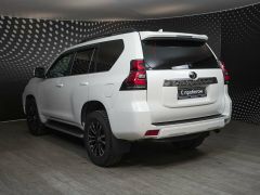 Photo of the vehicle Toyota Land Cruiser Prado