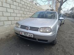 Фото авто Volkswagen Golf