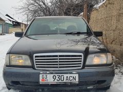 Сүрөт унаа Mercedes-Benz C-Класс