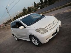 Photo of the vehicle Toyota Ist