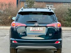 Сүрөт унаа Toyota RAV4