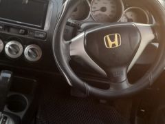 Фото авто Honda Fit