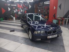 Photo of the vehicle BMW 3 Series