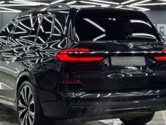 Сүрөт унаа BMW X7