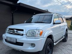 Фото авто Toyota Sequoia