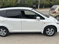 Фото авто Honda Fit