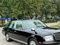 Photo of the vehicle Toyota Century