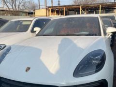 Photo of the vehicle Porsche Macan