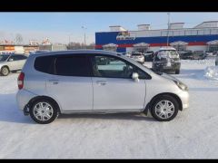 Photo of the vehicle Honda Fit