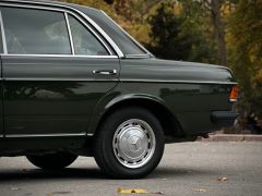 Фото авто Mercedes-Benz W123