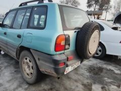 Сүрөт унаа Toyota RAV4