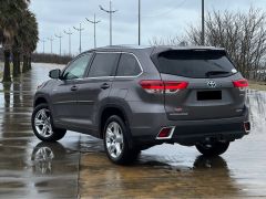 Фото авто Toyota Highlander