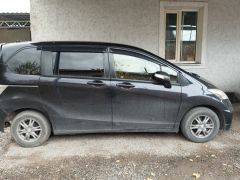 Фото авто Honda Freed