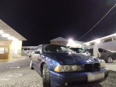 Photo of the vehicle BMW 5 Series