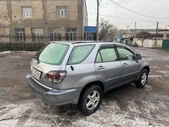 Photo of the vehicle Lexus RX