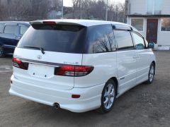 Photo of the vehicle Toyota Estima