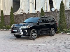 Photo of the vehicle Lexus LX