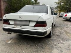 Сүрөт унаа Mercedes-Benz W124