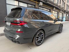 Photo of the vehicle BMW X7