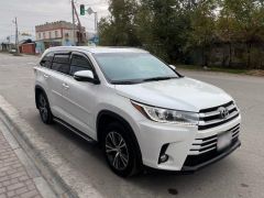 Сүрөт унаа Toyota Highlander